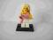 Lego figurka dziewczyna z filiżanką (46)