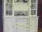 Prowansalski kredens shabby chic po renowacji biel
