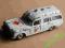 MERCEDES BENZ AMBULANS MATCHBOX KING SIZE (2)