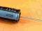 10uF/450V/105C/13x20/ SAMSUNG KOND.ELEKTROLITYCZNY