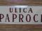 EMALIOWANA TABLICA Z OKRESU PRL ULICA PAPROCI