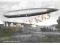 Sterowiec LZ 127 Graf Zeppelin uber der Halle