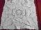 ŁADNY OBRUSIK RĘCZNIE HAFTOWANY  !