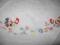 PIĘKNY  HAFTOWANY  OBRUS W KOGUTY