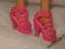 LALKA BARBIE- różowe buty