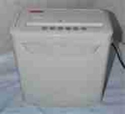 NISZCZARKA DO PAPIERU A4  XTREME zniszczarka /x122