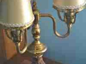 PORCELANOWA LAMPA W SCENKI RODZAJOWE,JEDYNA TAKA