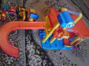 Parking dwupoziomowy Wader + pojazdy Parking dwupoziomowy Wader + pojazdy