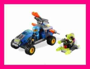 # LEGO ALIEN CONQUEST 7050 OBROŃCA PRZED KOSMITAMI