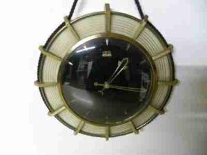 UPG Halle- zegar mechaniczny DDR-GM UPG Halle- zegar mechaniczny DDR-GM