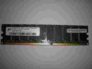 **MICRON**512* DDR 266 CL 2 ECC.REG