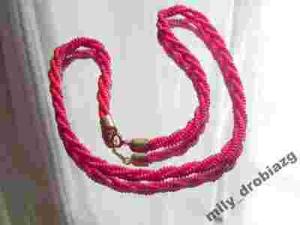 STARY SZKLANY NASZYJNIK PLECIONY CZERWONY LATA 60 STARY SZKLANY NASZYJNIK PLECIONY CZERWONY LATA 60